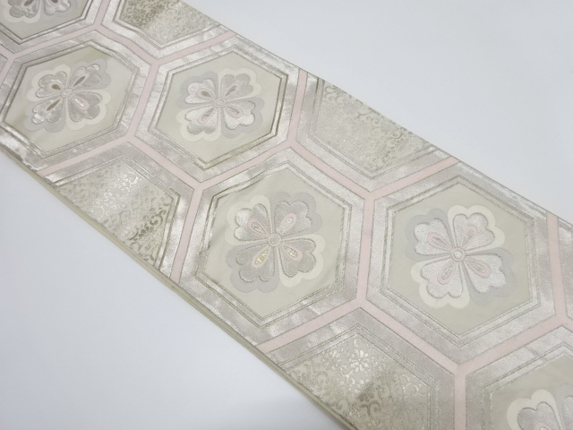 アンティーク　服部織物製　亀甲に花模様織り出し袋帯（材料）